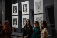 PIK.-Wystawa-prac-studentow-I-roku-Architektury-Krajobrazu-WBiNS-PB-Kreska-w-kreske-fot.-Piotr-Awramiuk-13