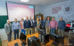 2025-05-20-Otwarcie-Laboratorium-Przemysłowej-Autonomizacji-i-Cyfrowej-Produkcyjna-WE-fot-Dariusz-Piekut-PB