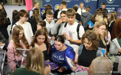 2025-09-12-salon-maturzystow-lodz-dzien-drugi-fot-Paweł-Jankowski-PB