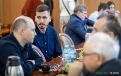 2025-03-21-Nagrodzeni-w-XXIV-EDYCJI-OGÓLNOPOLSKIEGO-KONKURSU-o-dyplom-i-nagrodę-Prezesa-SIMP-fot-Dariusz-Piekut-PB