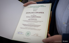 2025-03-21-Nagrodzeni-w-XXIV-EDYCJI-OGÓLNOPOLSKIEGO-KONKURSU-o-dyplom-i-nagrodę-Prezesa-SIMP-fot-Dariusz-Piekut-PB