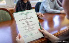 2025-03-21-Nagrodzeni-w-XXIV-EDYCJI-OGÓLNOPOLSKIEGO-KONKURSU-o-dyplom-i-nagrodę-Prezesa-SIMP-fot-Dariusz-Piekut-PB