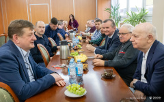 2025-03-21-Nagrodzeni-w-XXIV-EDYCJI-OGÓLNOPOLSKIEGO-KONKURSU-o-dyplom-i-nagrodę-Prezesa-SIMP-fot-Dariusz-Piekut-PB