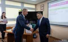 2026-03-30-Laureaci-najlepszych-prac-dyplomowych-IV edycja-konkurs-o-dyplom-nagroda-Prezesa-Podlaskiego-fot-Iryna-Mikhno-PB