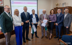 2026-03-30-Laureaci-najlepszych-prac-dyplomowych-IV edycja-konkurs-o-dyplom-nagroda-Prezesa-Podlaskiego-fot-Iryna-Mikhno-PB
