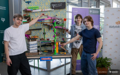 2026-03-18-Niesamowita maszyna-fot-Iryna-Mikhno-PB