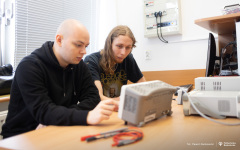 2025-04-29-otwarcie-laboratorium-metrologii-Wydział-Elektryczny-fot-Paweł-Jankowski
