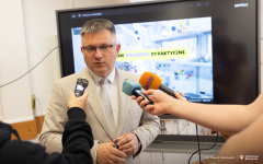2025-04-29-otwarcie-laboratorium-metrologii-Wydział-Elektryczny-fot-Paweł-Jankowski