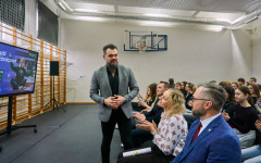 2026-02-24-Umowa-o-współpracy-z-ZS-Nr-2-w-Ostrowi-Mazowieckiej-fot. ZS-Nr-2-w-Ostrowi-Mazowieckiej