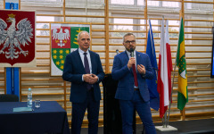 2026-02-24-Umowa-o-współpracy-z-ZS-Nr-2-w-Ostrowi-Mazowieckiej-fot. ZS-Nr-2-w-Ostrowi-Mazowieckiej