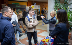 2025-10-15-Rozdanie-stypendiów-przemysłowych-na-WE-fot-Dariusz-Piekut-PB