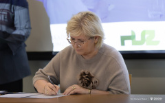 2025-01-17-Porozumienie-o-współpracy-na-rzecz-innowacji-w-programie-Erasmus+-fot-Dariusz-Piekut
