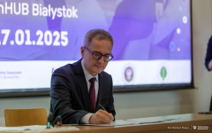 2025-01-17-Porozumienie-o-współpracy-na-rzecz-innowacji-w-programie-Erasmus+-fot-Dariusz-Piekut