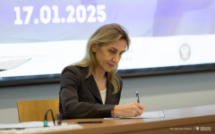 2025-01-17-Porozumienie-o-współpracy-na-rzecz-innowacji-w-programie-Erasmus+-fot-Dariusz-Piekut