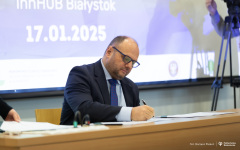 2025-01-17-Porozumienie-o-współpracy-na-rzecz-innowacji-w-programie-Erasmus+-fot-Dariusz-Piekut