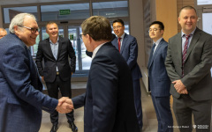 2024.02.29 Otwarcie Laboratorium Elektronicznej Aparatury Medycznej fot.Dariusz Piekut
