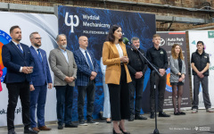 2025-05-23-Konferencja-prasowa-Hybrolab-Toyota-fot-Dariusz-Piekut-PB