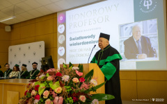 2024-12-12-prof-Dorosz-Profesorem-Honorowym-PB-fot-Dariusz-Piekut