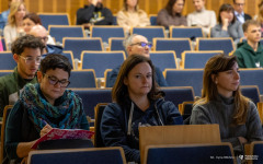 2025-10-28-wyklad-Rola-aktywności-fizycznej-w-długowieczności-fot-Iryna-Mikhno-PB