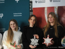 2025-11-28-Przystrajanie-bombek-w-CNK -fot-Jerzy-Doroszkiewicz-PB