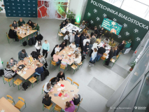 2025-11-28-Przystrajanie-bombek-w-CNK -fot-Jerzy-Doroszkiewicz-PB