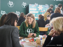 2025-11-28-Przystrajanie-bombek-w-CNK -fot-Jerzy-Doroszkiewicz-PB