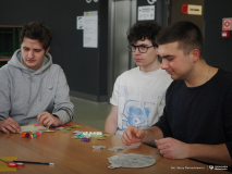 2025-11-28-Przystrajanie-bombek-w-CNK -fot-Jerzy-Doroszkiewicz-PB