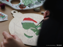 2025-11-28-Przystrajanie-bombek-w-CNK -fot-Jerzy-Doroszkiewicz-PB