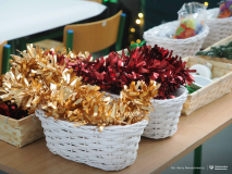 2025-11-28-Przystrajanie-bombek-w-CNK -fot-Jerzy-Doroszkiewicz-PB