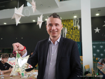 2025-11-28-Przystrajanie-bombek-w-CNK -fot-Jerzy-Doroszkiewicz-PB