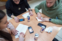 1_Wydzial-Inzynierii-Zarzadzania-PB_Zawody-Red-Bull-Paper-Wings-02-fot.-Maciej-Giedrojc-Juraha_PB