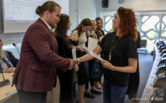 2024-05-16-Wręczenie-podziękowań-najlepszym-studentom-fot-Dariusz-Piekut