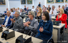 2024-05-16-Wręczenie-podziękowań-najlepszym-studentom-fot-Dariusz-Piekut