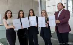 2024-05-16-Wręczenie-podziękowań-najlepszym-studentom-fot-Dariusz-Piekut