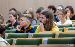 Rozkład jazdy - jak się nie zgubić na studiach - spotkania studentów PB_fot. Dariusz Piekut