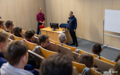 Rozkład jazdy - jak się nie zgubić na studiach - spotkania studentów PB_fot. Dariusz Piekut