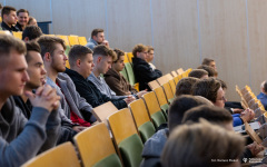 Rozkład jazdy - jak się nie zgubić na studiach - spotkania studentów PB_fot. Dariusz Piekut