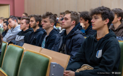 Rozkład jazdy - jak się nie zgubić na studiach - spotkania studentów PB_fot. Dariusz Piekut