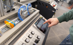 2026-02-11-laboratorium-Przemysł-5.0-fot-Dariusz-PIekut-PB