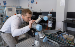 2026-02-11-laboratorium-Przemysł-5.0-fot-Dariusz-PIekut-PB