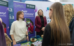 2026-02-10-Targi-edukacyjnej-w-II-LO-fot-Dariusz-PIekut-PB