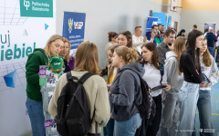 2025-04-10-targi edukacyjne-Pisz-foto-Iryna-Mikhno-PB