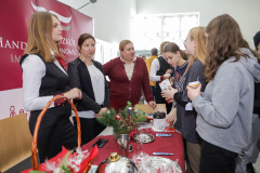 2022-12-12-Konferencja-Zawodowe-Ksztalcenie-CNK-szkoly-fot.-Piotr-Awramiuk-PB-15