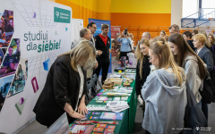 2025-03-04-Uczelnie w powiecie-ZAMBRÓW-foto-Iryna-Mikhno-PB