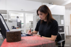 2026-01-15-Urządzenie-do-badania-zużycia-powierzchni-górnych-warstw-nawierzchni-drogowych-fot-Dariusz-Piekut-PB