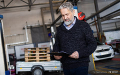 2026-01-15-Urzadzenie-do-badania-zuzycia-powierzchni-gornych-warstw-nawierzchni-drogowych-fot-Pawel-Jankowski-PB-60