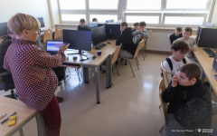 2026-03-09-Warsztaty-dla-uczniów-ze-szkół-w-Siemiatyczach-fot-Dariusz-Piekut-PB