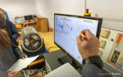 2026-03-09-Warsztaty-dla-uczniów-ze-szkół-w-Siemiatyczach-fot-Dariusz-Piekut-PB