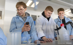 2026-03-09-Warsztaty-dla-uczniów-ze-szkół-w-Siemiatyczach-fot-Dariusz-Piekut-PB