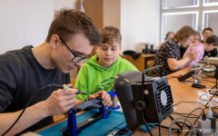 2026-03-24-WE-warsztaty-Technologie-kosmiczne-dla-początkujących-SPwBiałowieży-fot-Iryna-Mikhno-PB